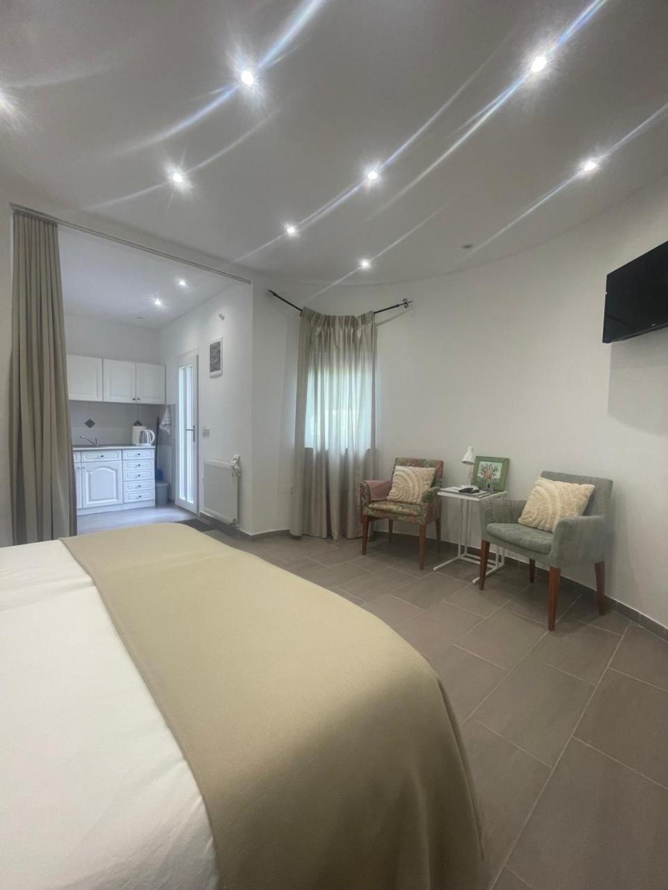 Studio Apartment Lu Rupa Экстерьер фото